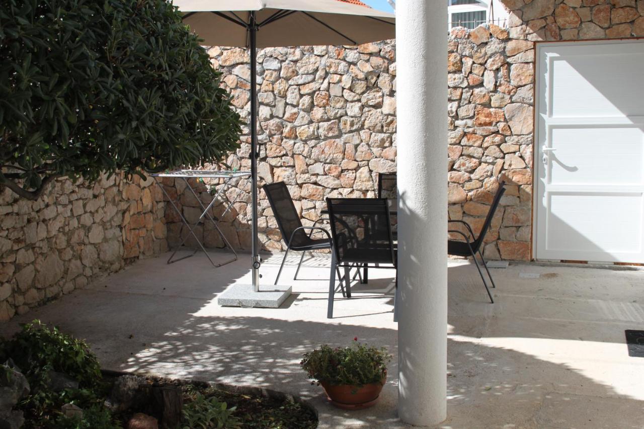 Apartmani "Mali Mago" Tribalj Exteriör bild
