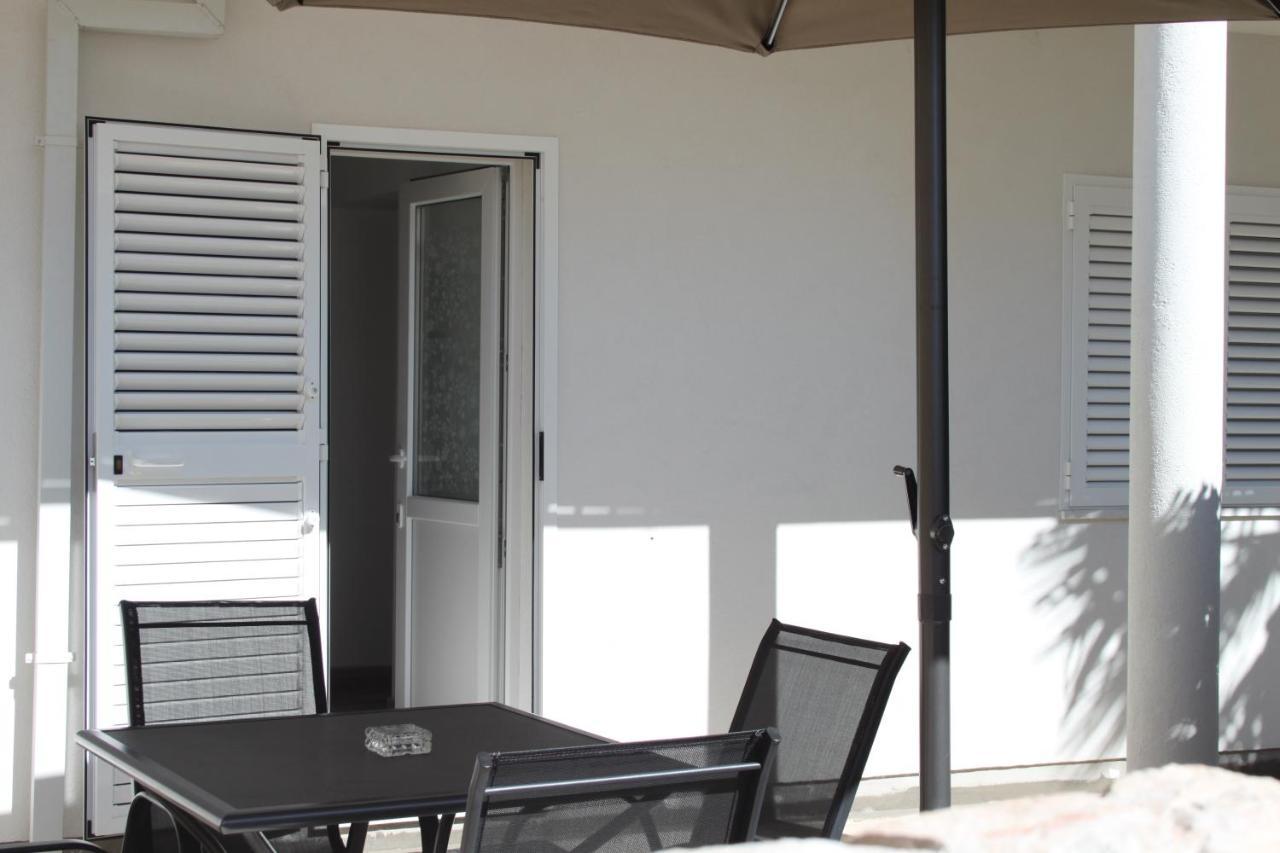 Apartmani "Mali Mago" Tribalj Exteriör bild