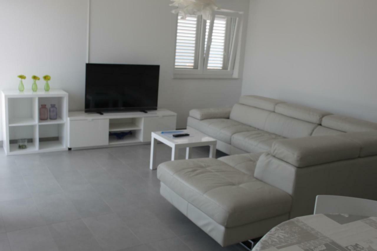 Apartmani "Mali Mago" Tribalj Exteriör bild